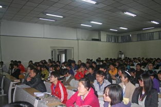 翰墨傳情 美術(shù)學(xué)院黨團(tuán)組織傳統(tǒng)文化藝術(shù)交流活動紀(jì)實